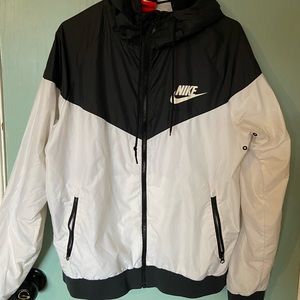 Nike women’s track jacket size L